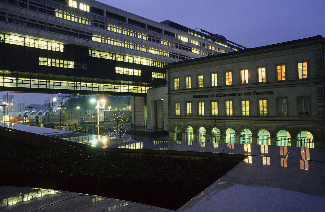 Bercy new offices of the Ministry of Finances. Paris. France.