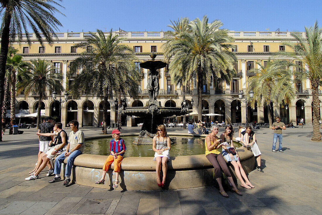 Plaça Reial, Barcelona. Catalonia, Spain