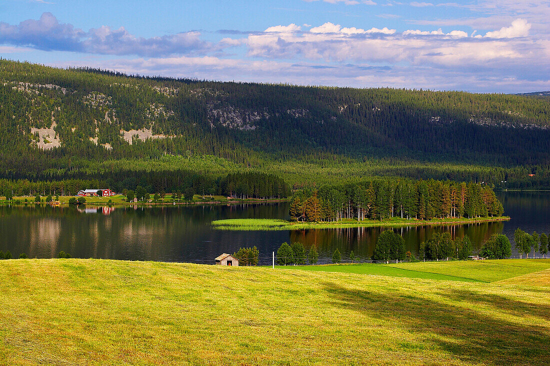 Landschaft bei Klövsjö am Klövsjön, Jämtland, Nordschweden