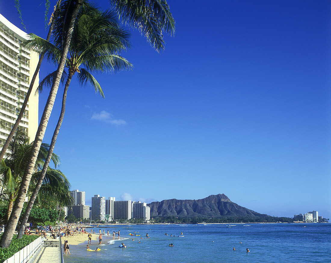 Waikiki & diamond head, honolulu, oahu, hawaii, USA.