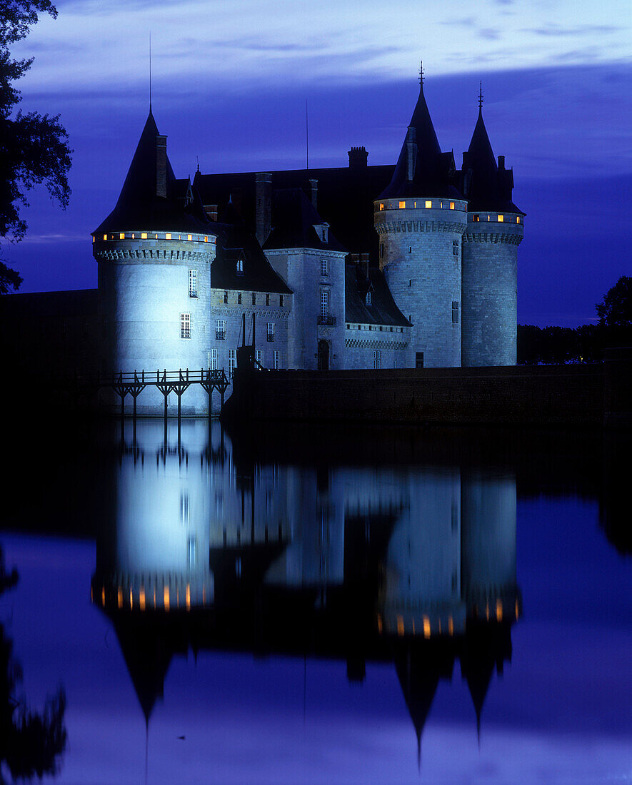 Chateau sully-sur- loire, Loiret, France.