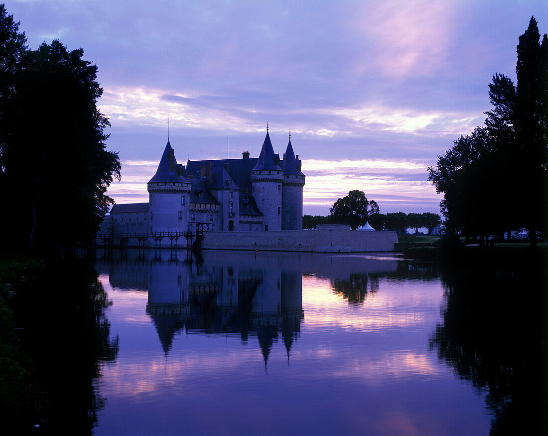 Chateau sully-sur- loire, Loiret, France.