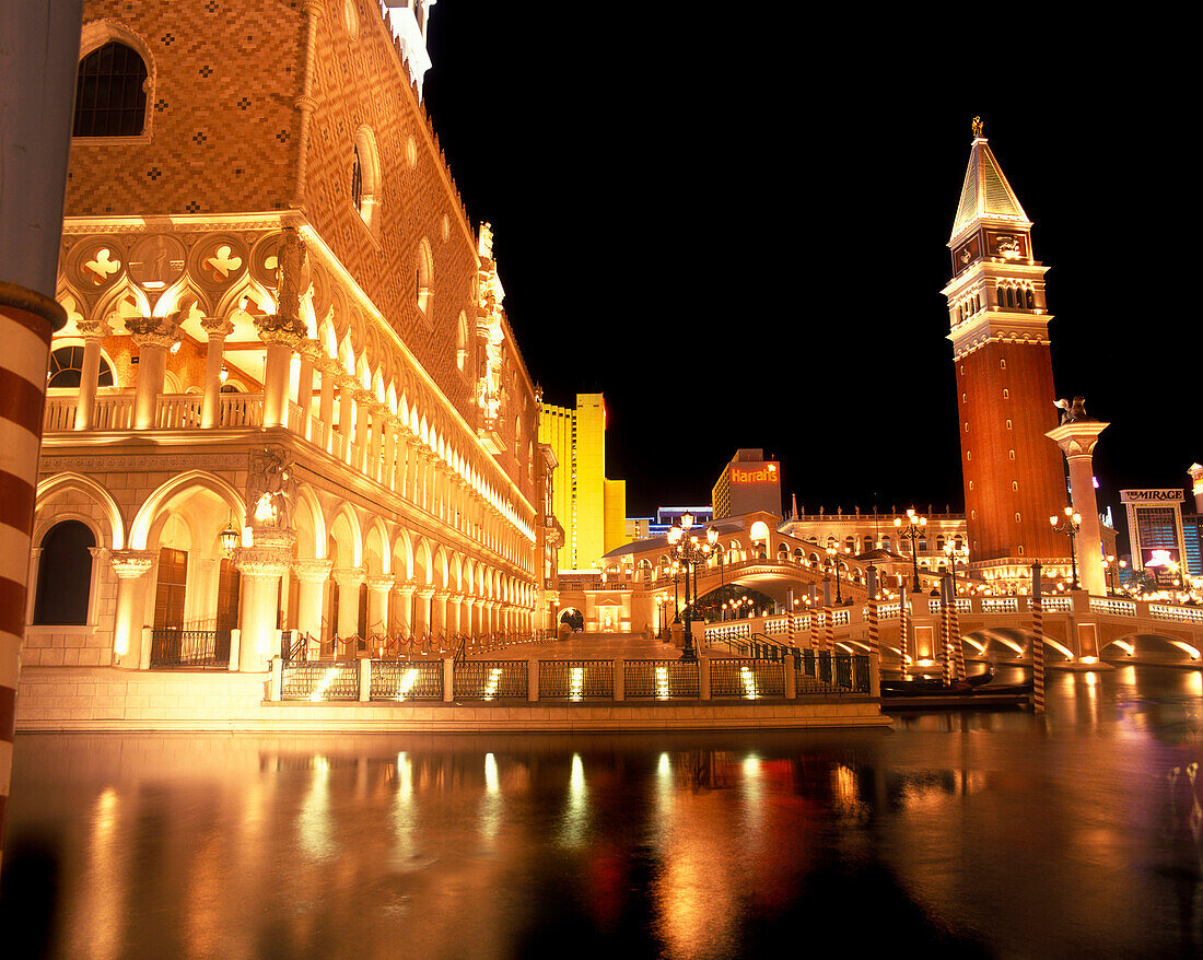 The venetian hotel & casino, the strip, Las vegas, Nevada, USA.