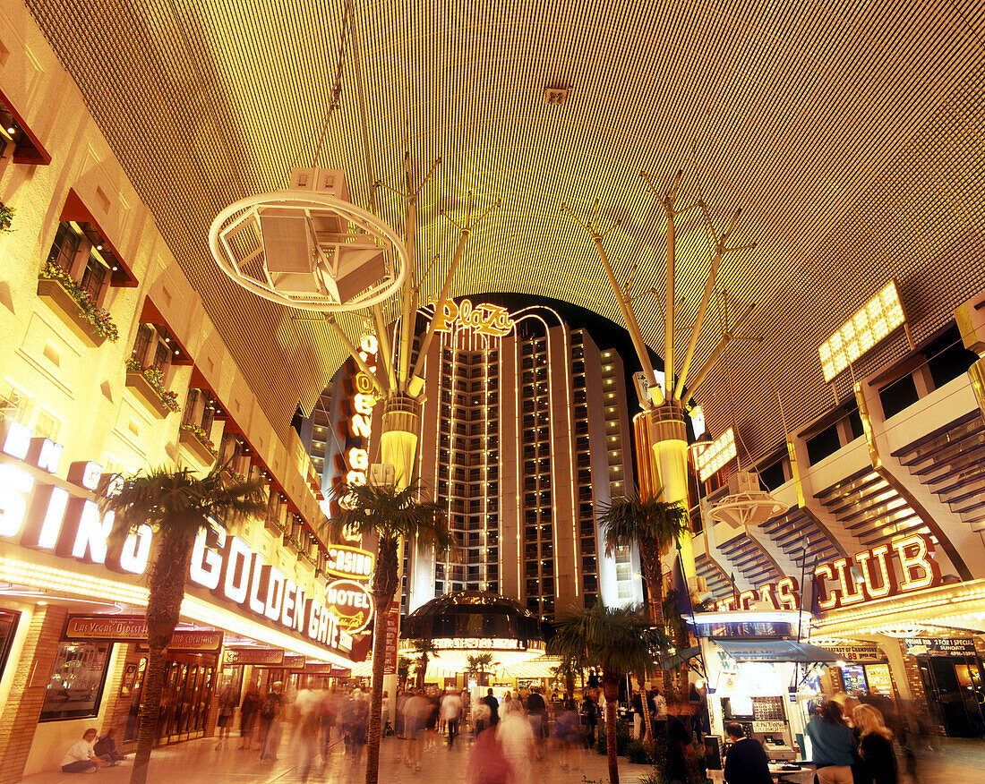 Hotels & casinos, Fremont street, Downtown, Las vegas, Nevada, USA.