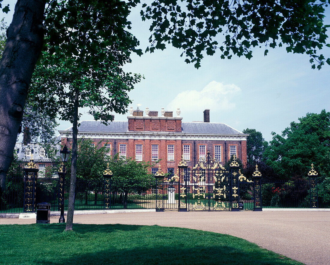Kensington palace, kensington gardens, London, England, U.K.