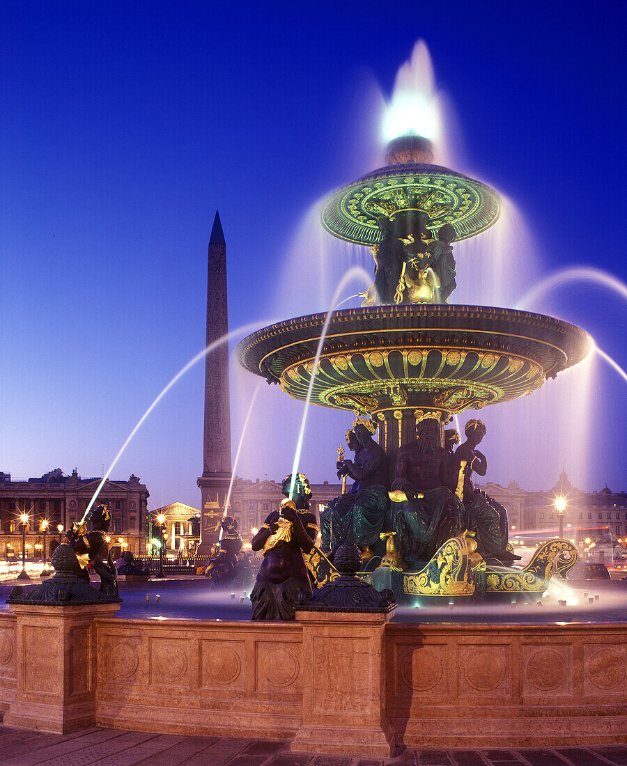 Fountain, Place de la concorde, Paris, France.