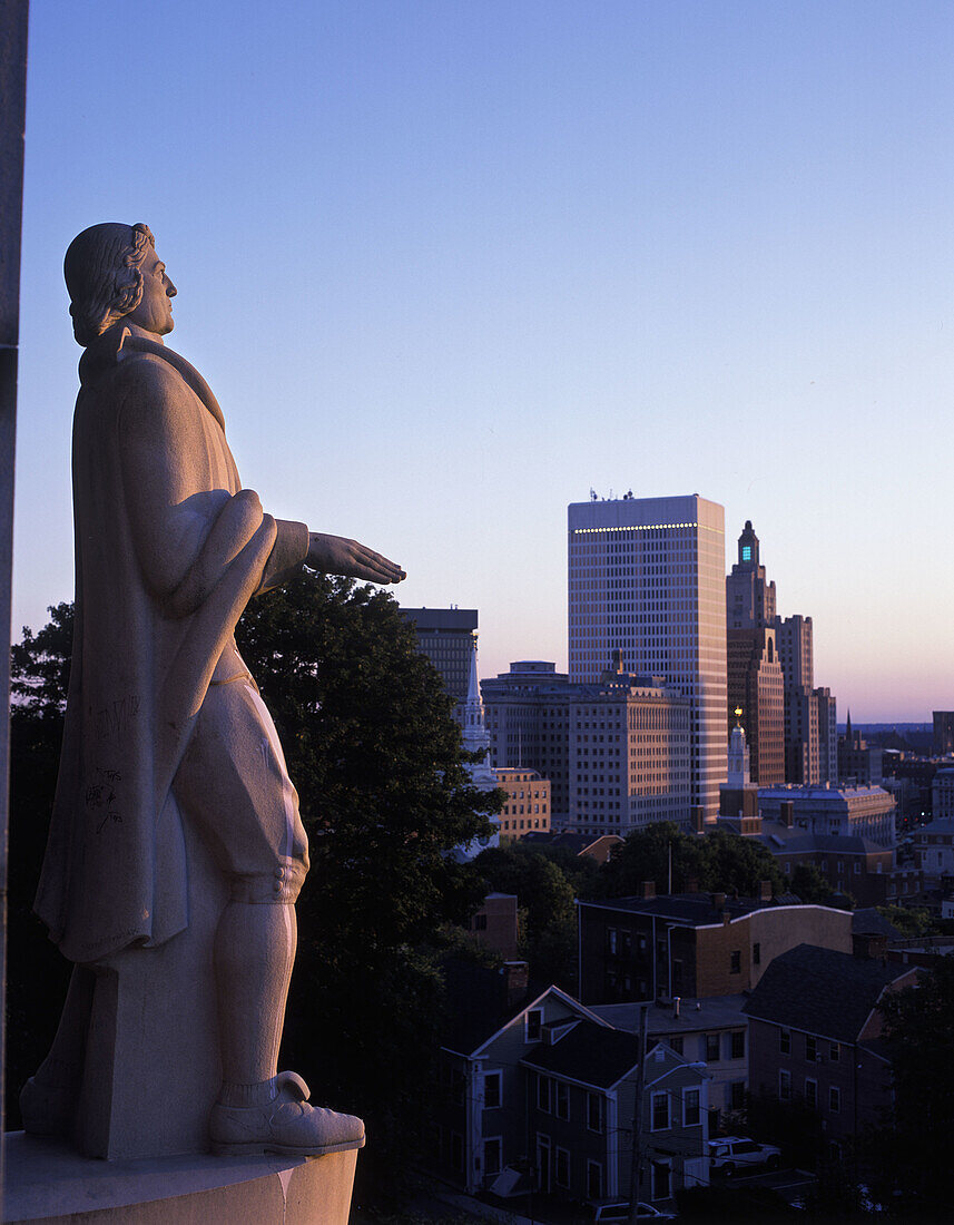 Roger Williams grave, Downtown skyline, Providence, Rhode Island , USA