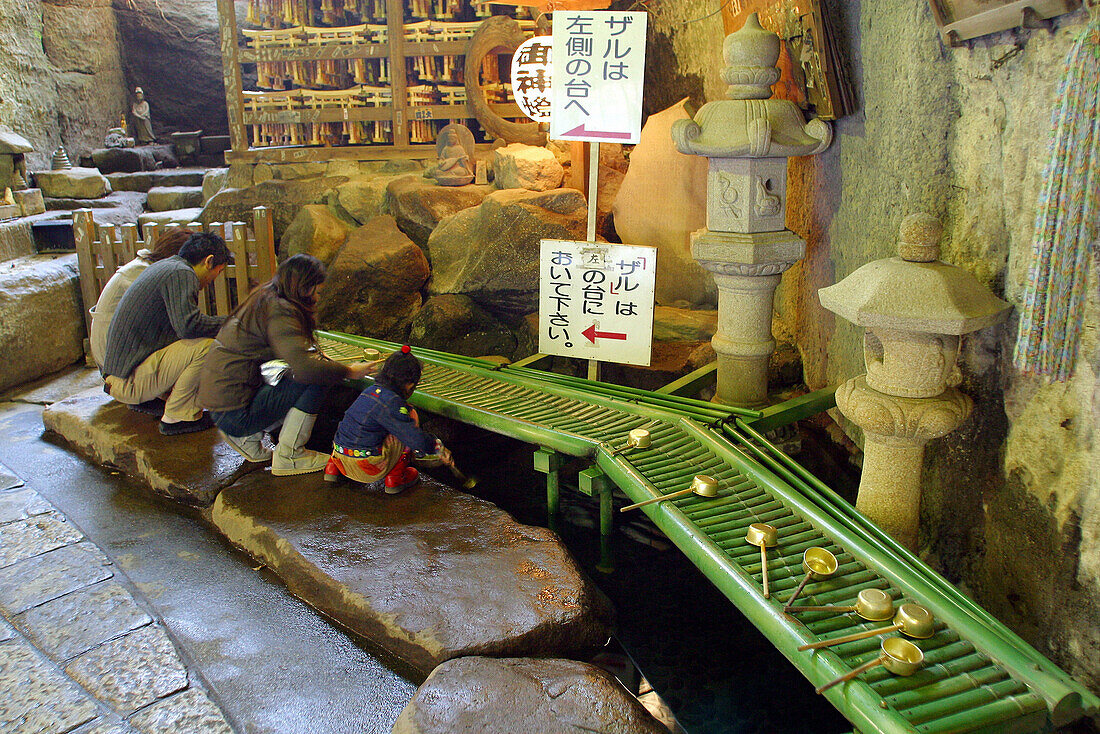 Zeniarai Benten temple. Kamakura. Japan