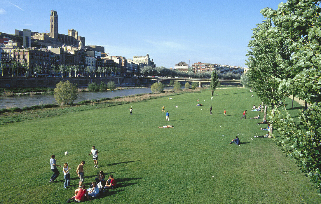 Segre Riverside. Lleida. Catalonia. Spain