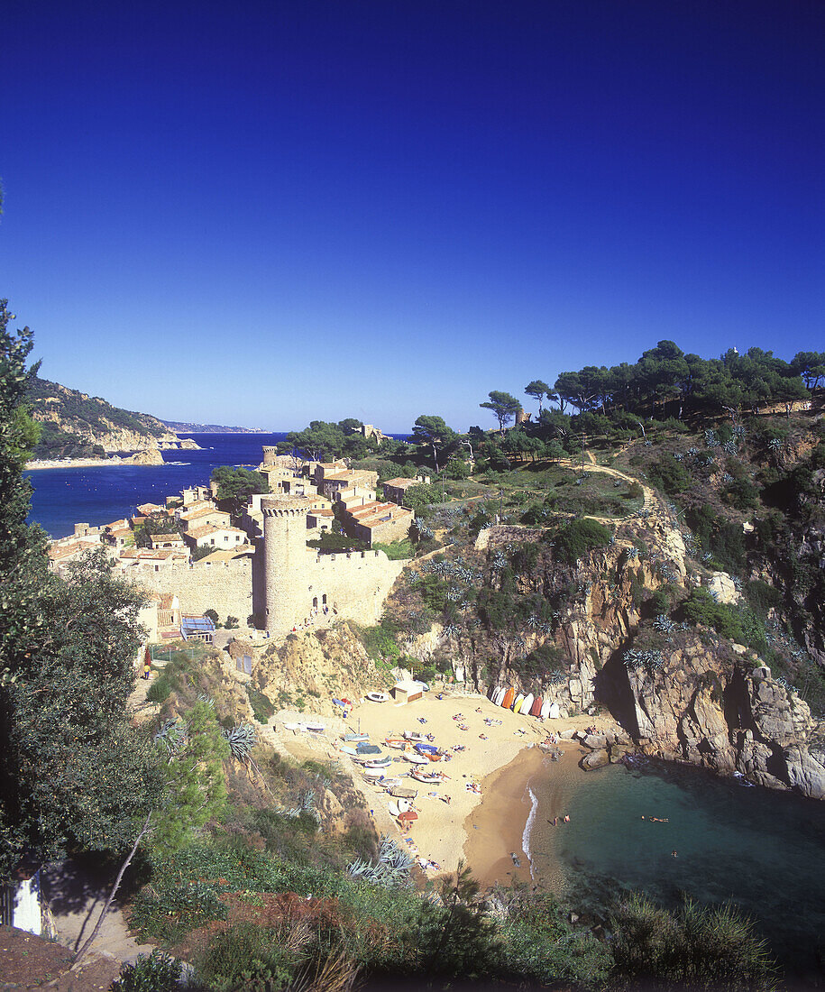 Castle, tossa de mar, Costa brava coastline, Catalunya, Spain.