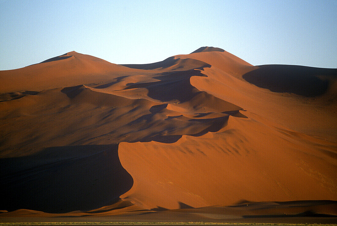 Scenic sand dune, Sossusvlei, Namib-naukluft desert park, Namibia.