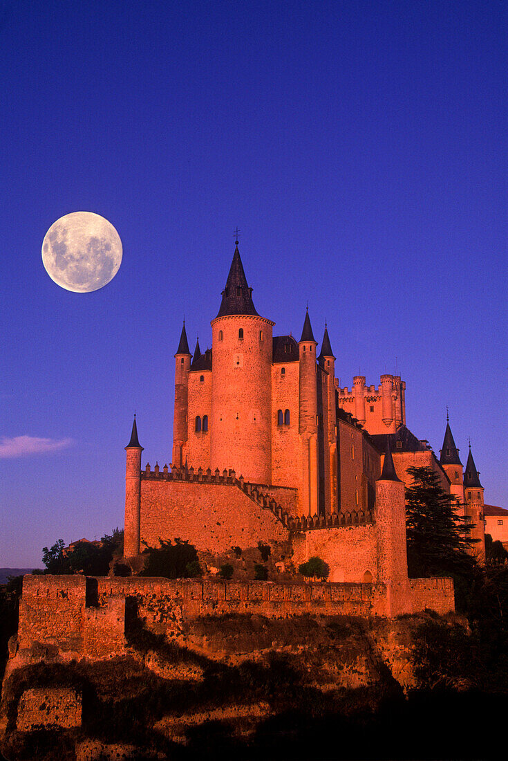 Alcazar castle, Segovia, Castilla y leon, Spain.