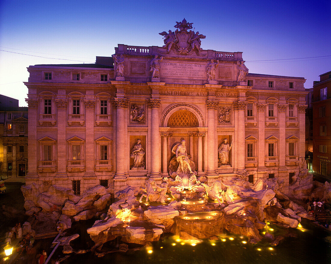 Trevi fountain, Rome italy.