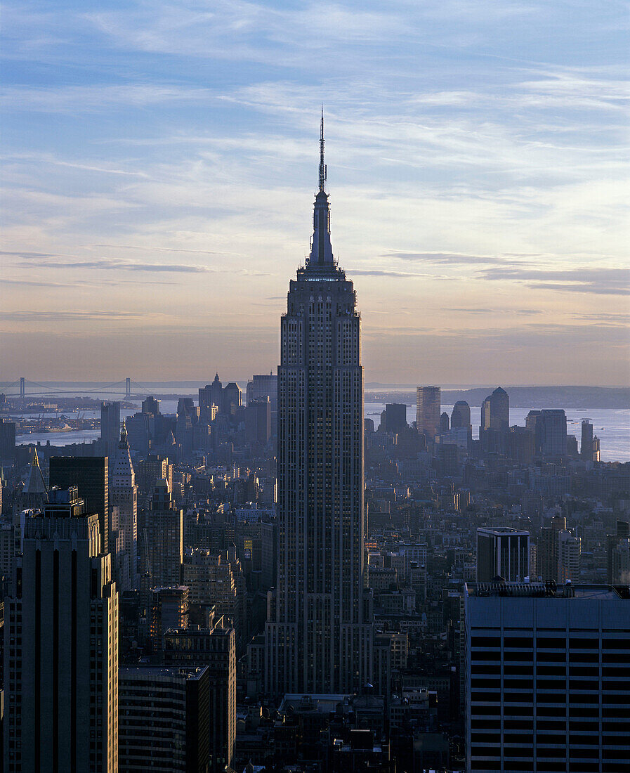 Empire State Building, Midtown skyline, Manhattan, New York, USA