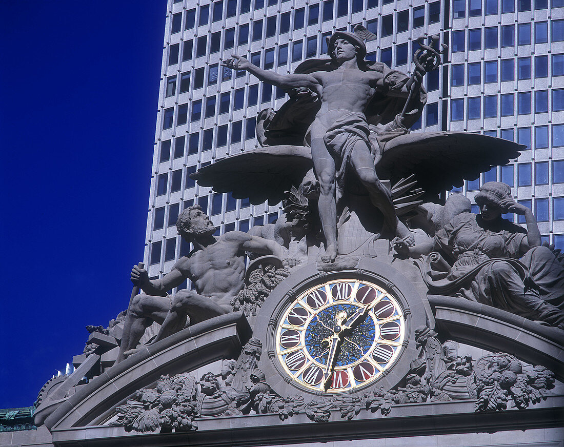 Mercury statue, Clock, Grand central terminal, Manhattan, New York, USA