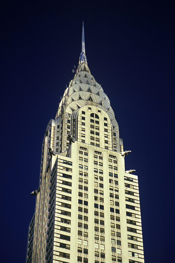 Architecture: chrysler building, Manhattan, New York, USA.