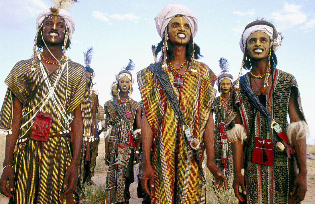 Wodabe or Bororo man. Cure Salee Festival. River Niger. Republic of Niger