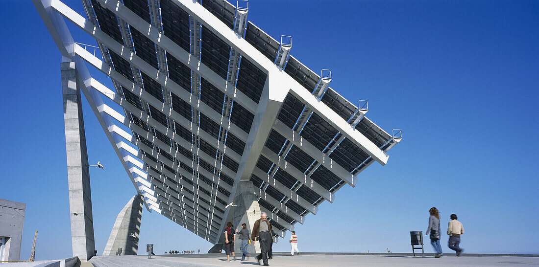 Photovoltaic pergola (3700 m2), Forum 2004. Barcelona. Spain