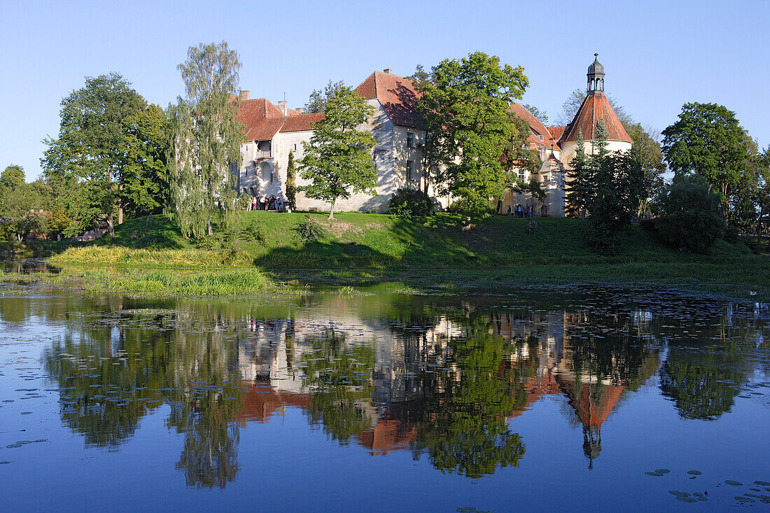 Jaunpils, castle Neuenburg