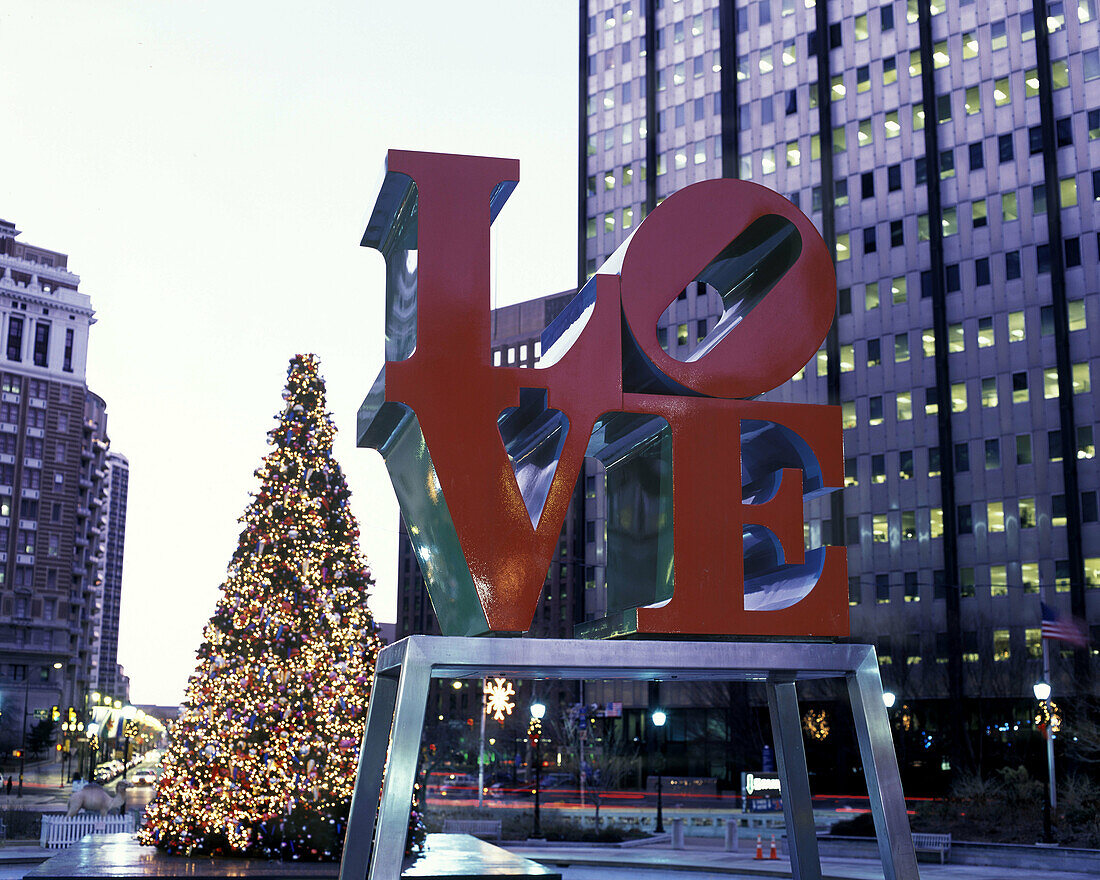 Christmas tree, Love sign, Philadelphia, Pennsylvania, USA
