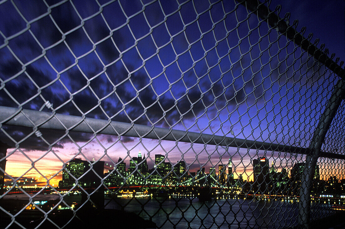 Manhattan bridge, Williamsburg bridge, Manhattan, New York, USA