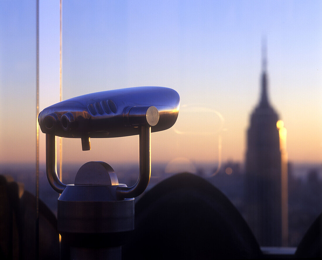 Top of the rock deck, Rockefeller Center, Midtown, Manhattan, New York, USA