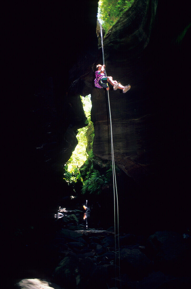 Canyoning in Grand Canyon, Blue Mountains National Park, New South Wales, Australia
