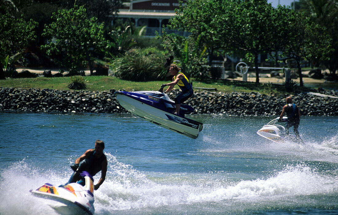 Jet Ski Show in Sea World, einer der Vergnügungsparks der Region, Gold Coast, Queensland, Australien