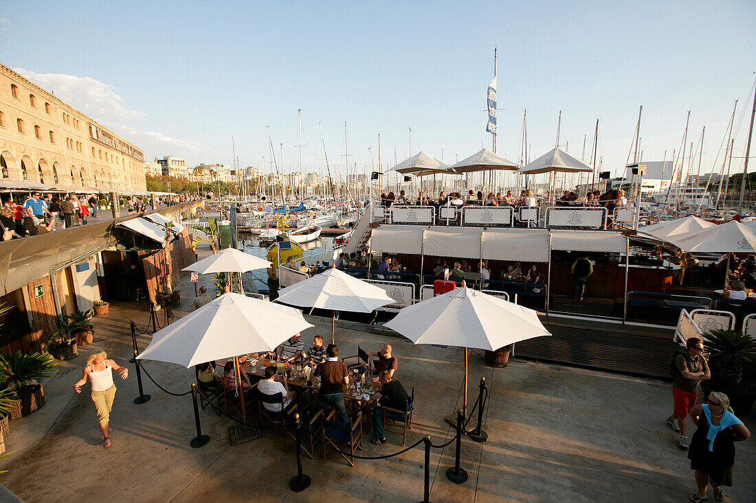 Coffee bar near the old harbor Port Vell, Barcelona, Katalanien, Spain