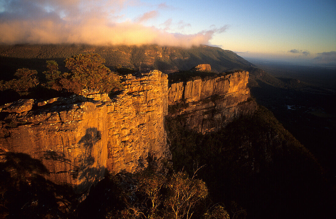 The Wonderland Range in late evening light, Grampians National Park, Victoria, Australia