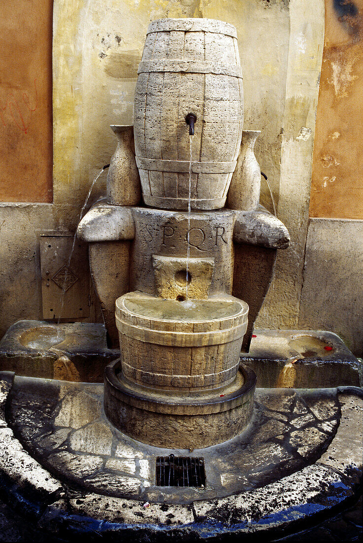 Fountain, Trastevere, Rome. Lazio, Italy