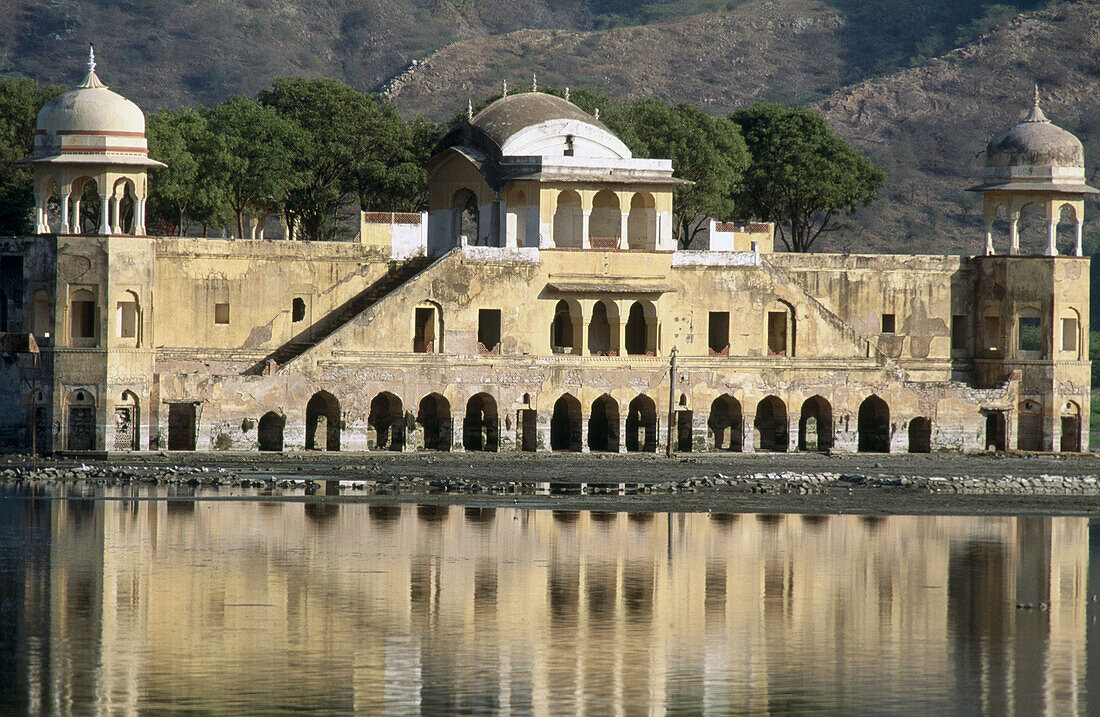 Jal Mahal (Lake Palace), Jaipur. Rajasthan, India