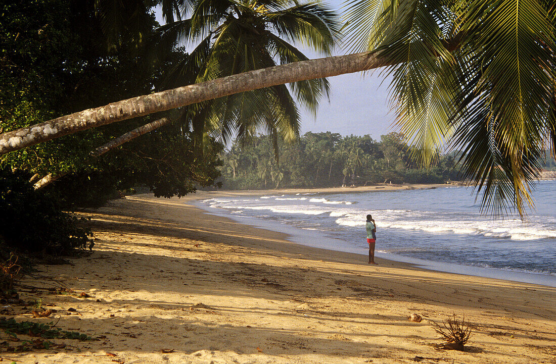 Beach at Kribi. Cameroun