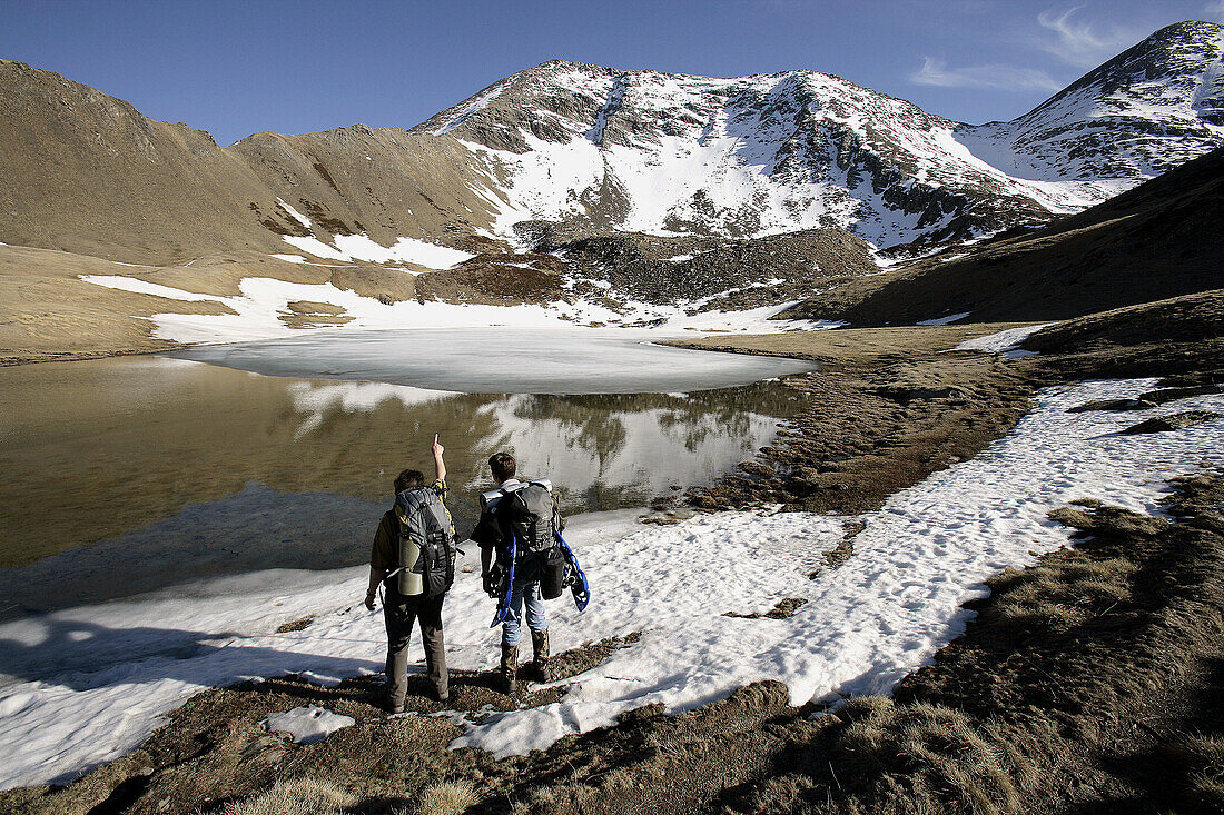 Mountains on the southern limits of Aigüestortes National Park. Ctalonia. Pyrenees. Spain