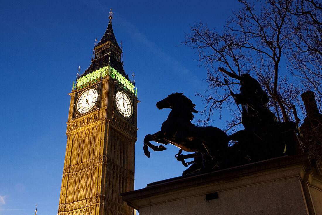 Big Ben at night. Houses of Parliament. London. England