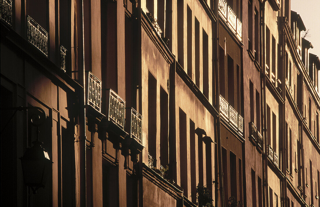 Buildings. Ile Saint-Louis. Paris. France