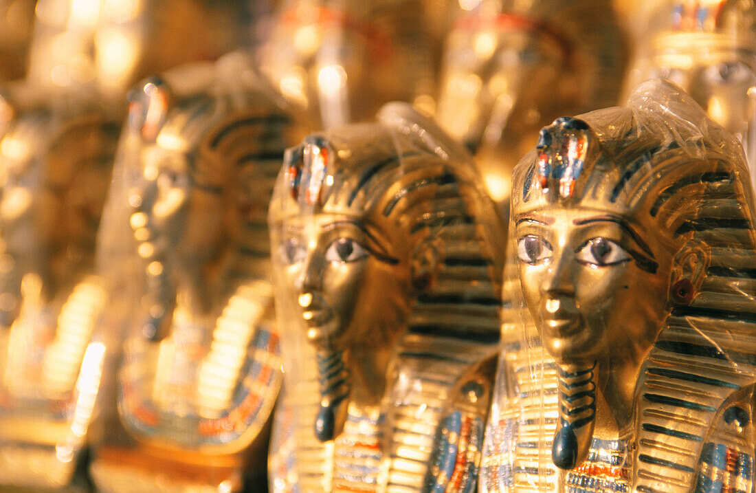 Souvenirs at bazaar. Egypt