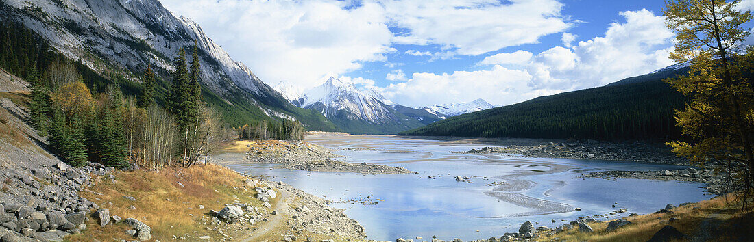 Medicine Lake. Jasper National Park. Alberta. Canada