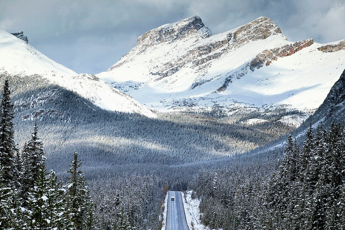 Icefields parkway (Rt. 93) in early winter. Banff National Park. Alberta, Canada