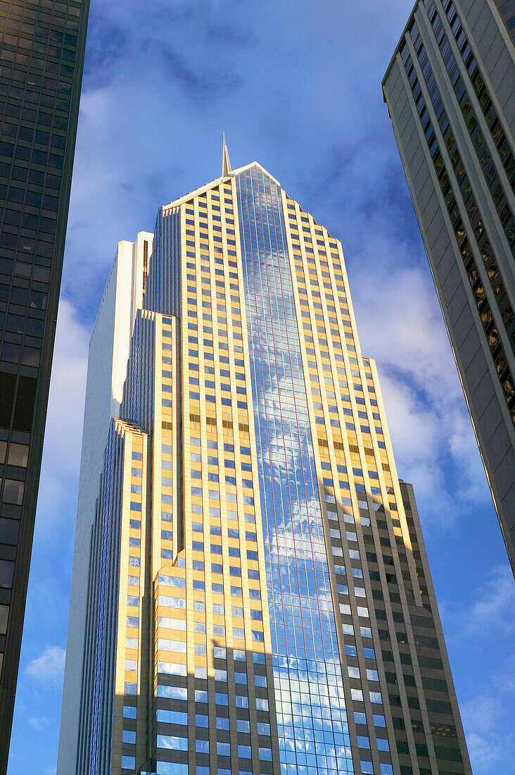 The Loop, Aon Center at 200 East Randolph Drive. Chicago. Illinois, USA