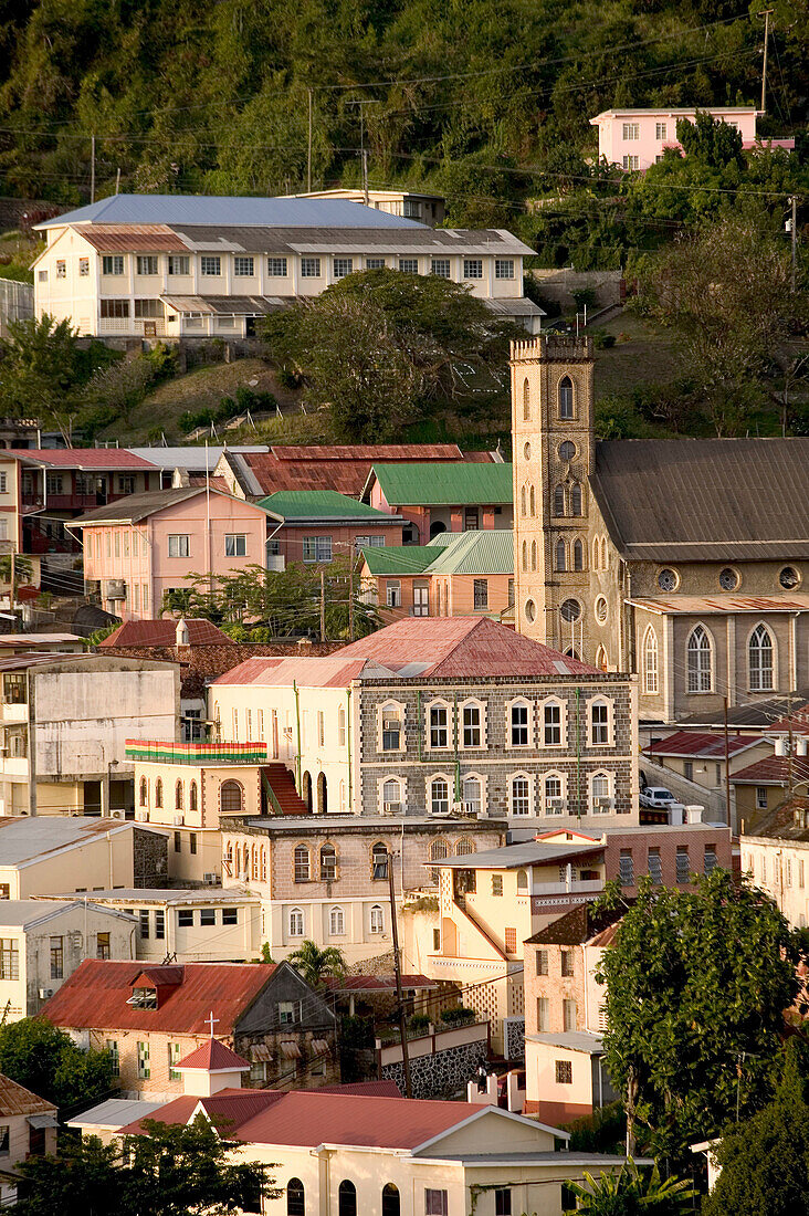 Grenada, St. George s: Grenadan Parliament and Catholic Cathedral