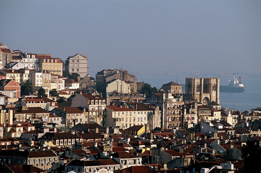 Se cathedral as seen from the church of São Pedro em Alcântara, Lisbon. Portugal