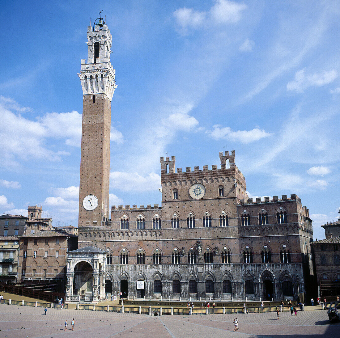 Piazza del Campo, Siena. Tuscany, Italy (1297-1310)