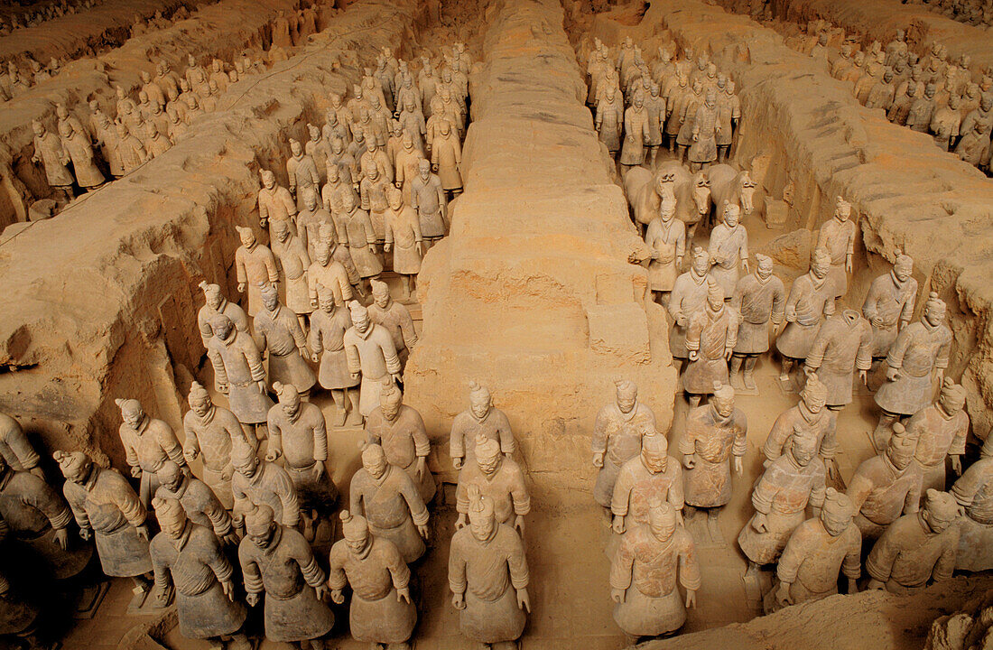 Terracotta warriors in the Mausoleum of Qin Shihuang, near Xian. Shaanxi province. China