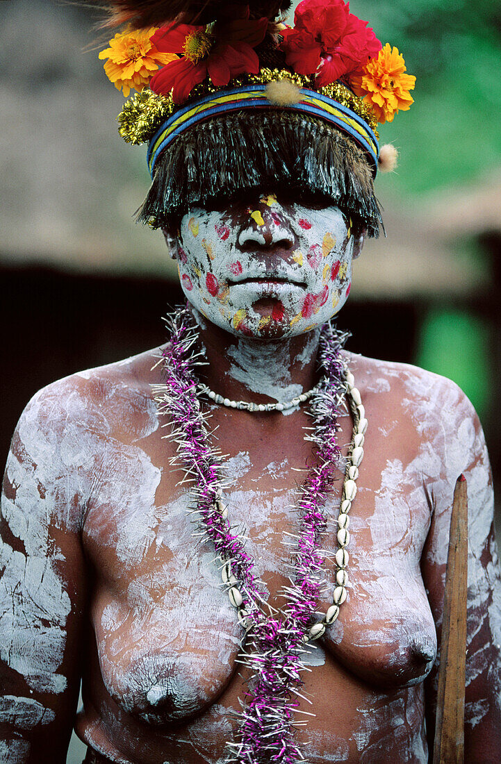 Asaro mudwoman. Papua New Guinea