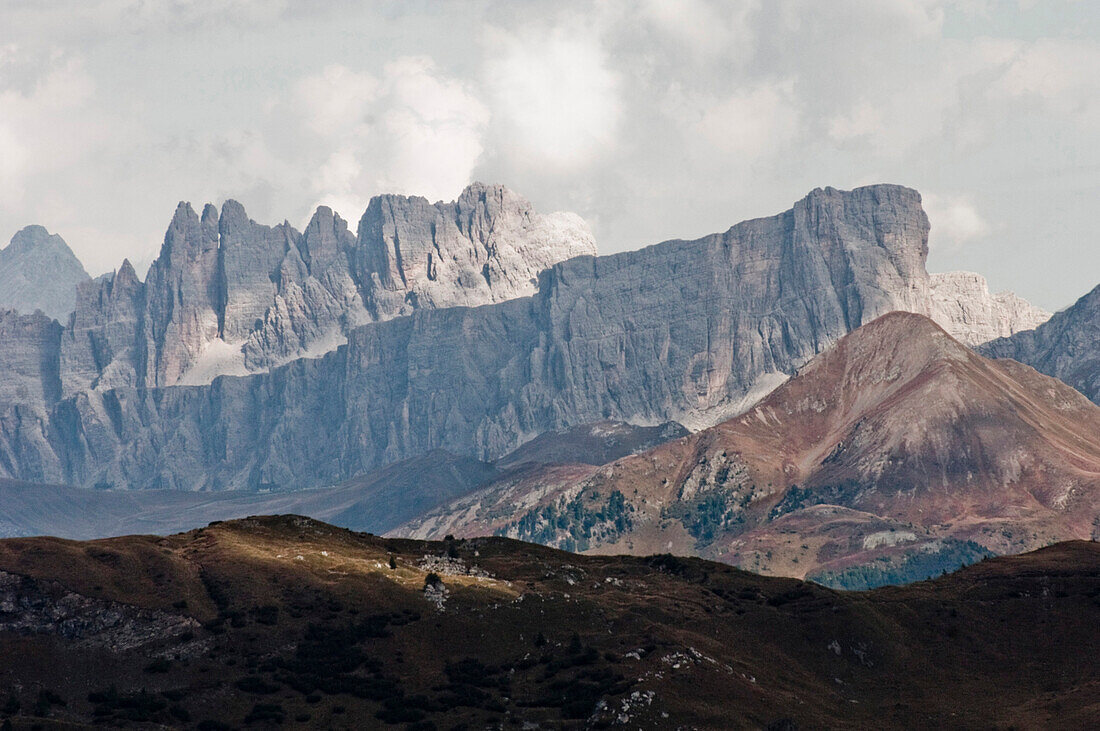 Mountain top, Cima Formin, Croda da Lago, Venetien, Dolomites, South Tyrol, Italia