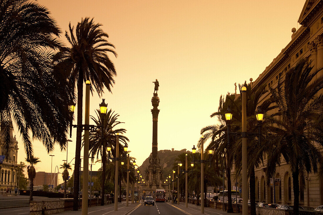 Barcelona,Columbus Monument,Passeig Maritime,sunset