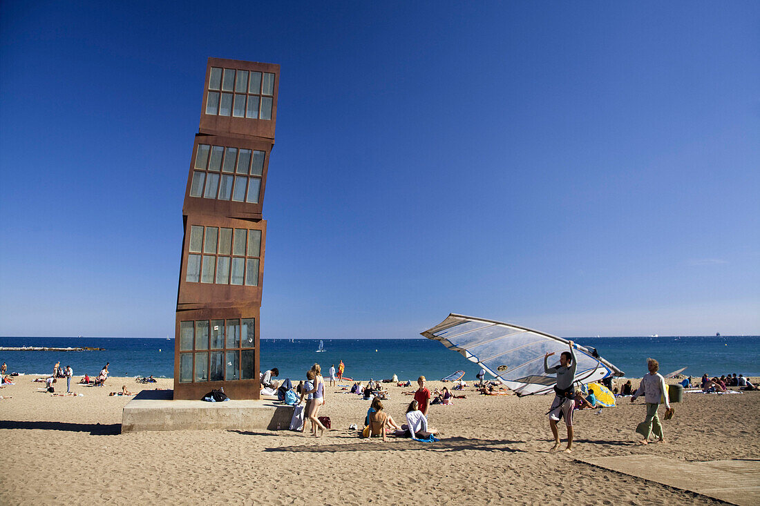 Barcelona,Skulptur von,Rebecca Horn am,Barceloneta Strand