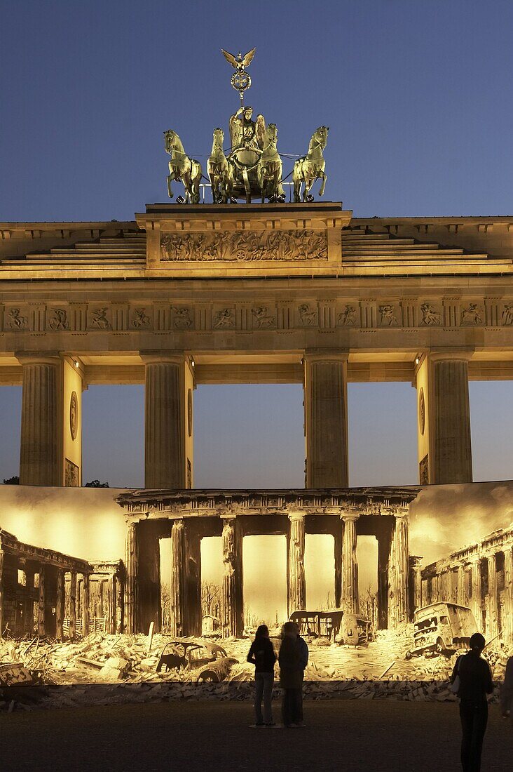 Berlin,  brandeburg gate, poster reminding the end of wolrd war 2