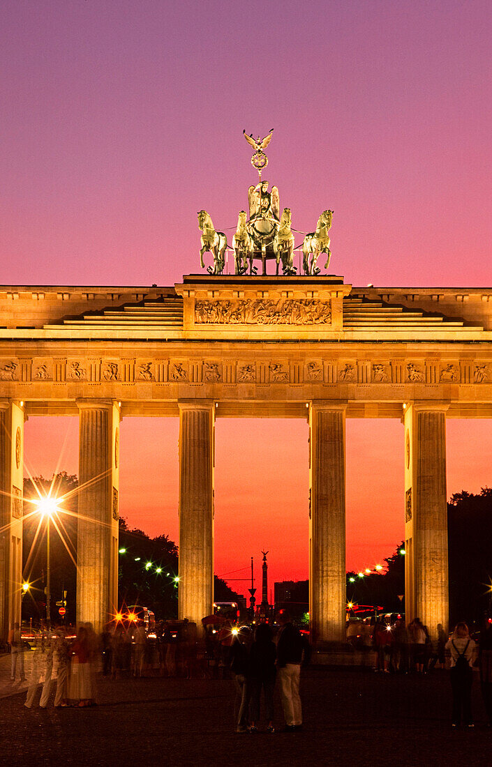 Berlin, Brandenburger Tor, Pariser Platz Sonnenuntergang